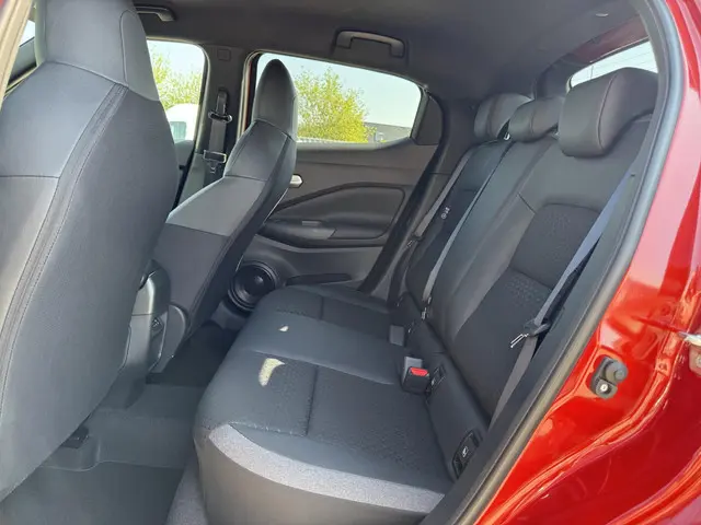 Nissan Juke 1.6 Hybrid N-Connecta 2025 Hybride Benzine 12
