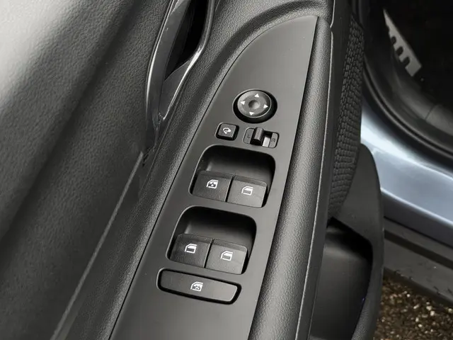 Hyundai Bayon 1.0 T-GDI Premium 2026 Hybride Benzine 25