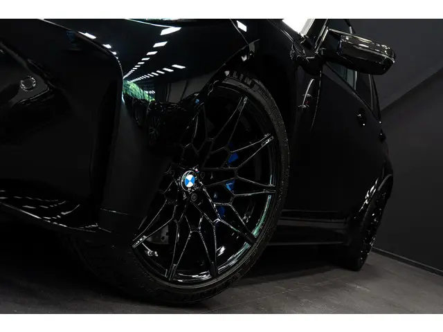 BMW M3 Touring xDrive Competition 2024 Benzine 17