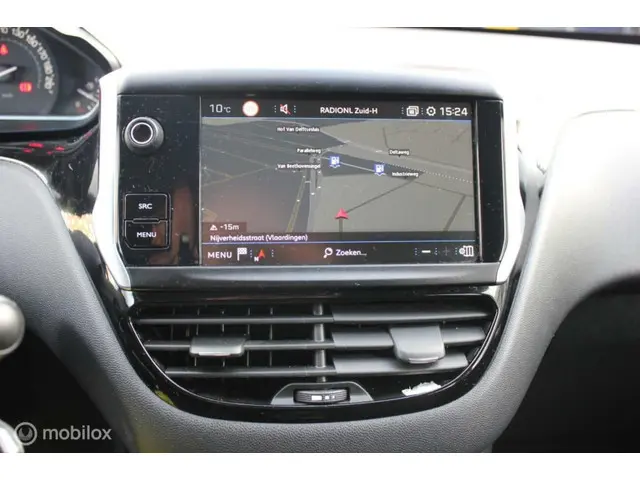 Peugeot 208 1.2 PURET. BLUE LION NAVI-CRUISE 2017 Benzine 8