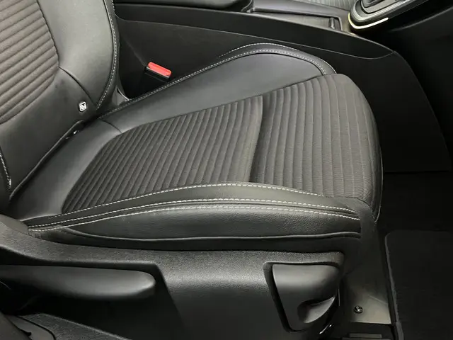 Renault Scénic 1.3 TCe Intens 2018 Benzine 30