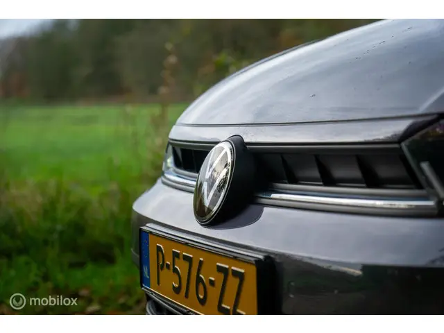 Volkswagen Polo 1.0 TSI Life Business 2022 Benzine 27