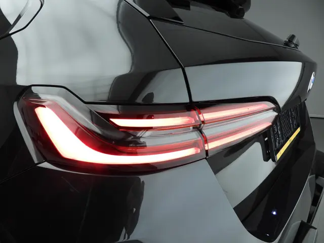 BMW M5 Touring 2026 Hybride Benzine 49