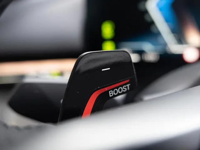 BMW 5 Serie Touring 530e xDrive 2026 Hybride Benzine 25