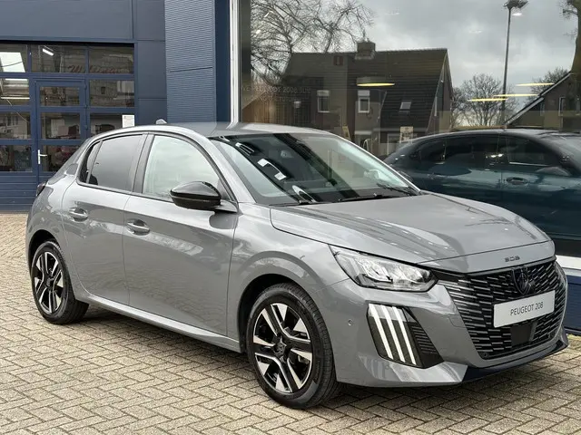 Peugeot 208 1.2 Turbo 100 PK Allure 2025 Benzine 8