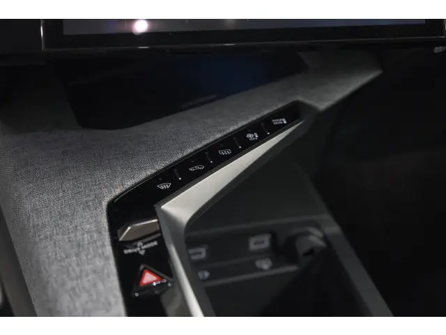 Peugeot 5008 1.2 Hybrid 136 GT 2024 Hybride Benzine 45