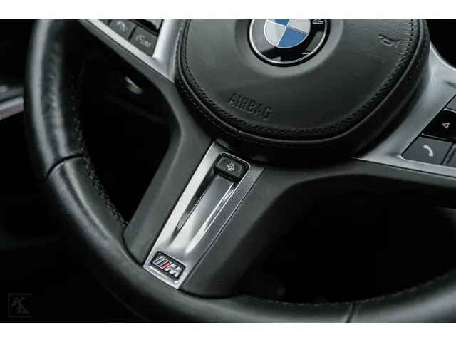 BMW 3 Serie 320i High Executive Edition 2020 Benzine 40