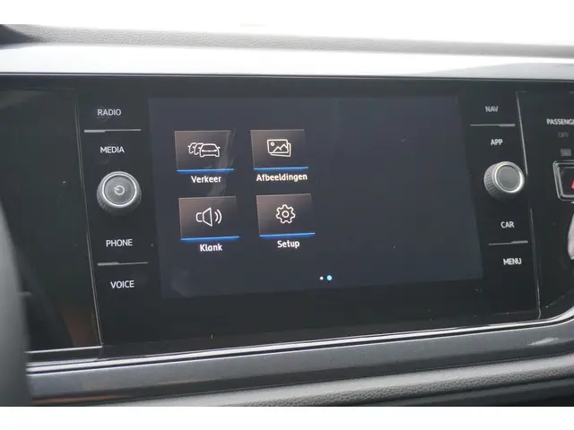 Volkswagen Polo 1.0 TSI Highline 2017 Benzine 22