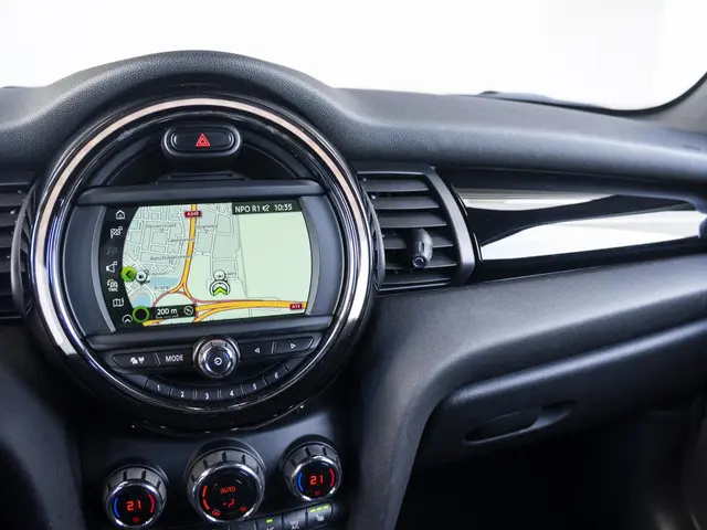 MINI 5-Deurs Cooper Aut. 2020 Benzine 9