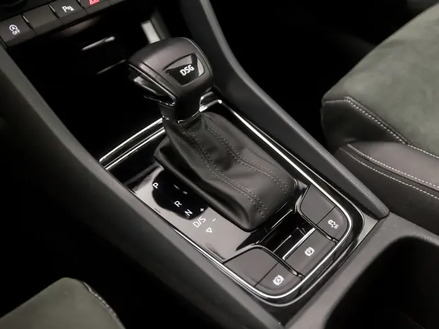 Škoda Karoq 1.0 TSI Sport Deluxe 2019 Benzine 11