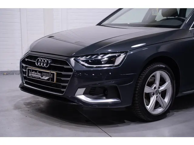 Audi A4 Avant 35 TFSI Business Edition 2021 Benzine 12