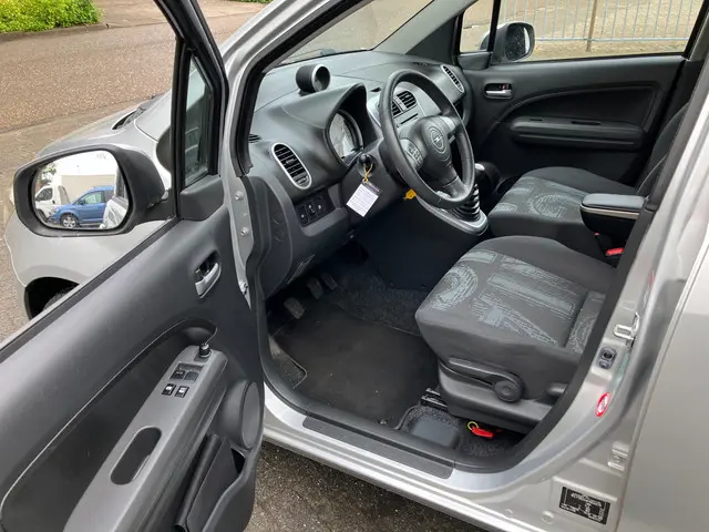 Opel Agila 1.0 Berlin Airco 9500Km N.a.p 2015 Benzine 7