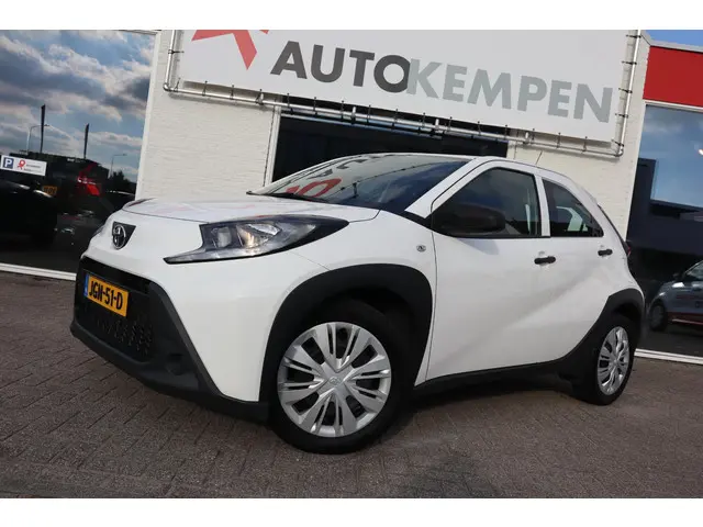Toyota Aygo X 1.0 VVT-i MT PLAY 2022 Benzine 21