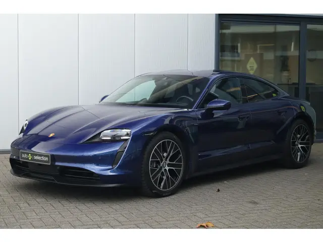 Porsche Taycan 79 kWh 2022 Elektrisch 6
