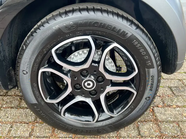 Smart Fortwo 1.0 Pure 65.000 km NL-AUTO NAP 2016 Benzine 9