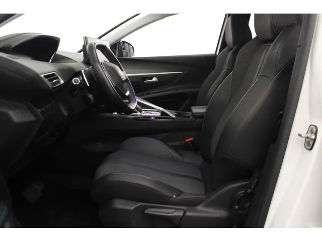 Peugeot 3008 1.6 HYbrid 225 Allure 2021 Hybride Benzine 18