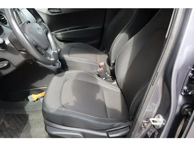 Hyundai i10 1.0i i-Motion Go! 2016 2016 Benzine 8