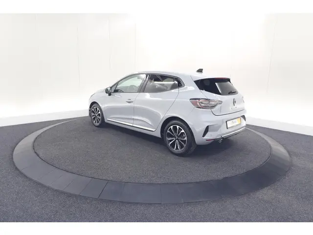 Renault Clio TCe 90 GPF techno 2025 Benzine 75