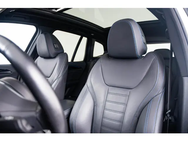BMW iX3 High Executive 80 kWh 2022 Elektrisch 17