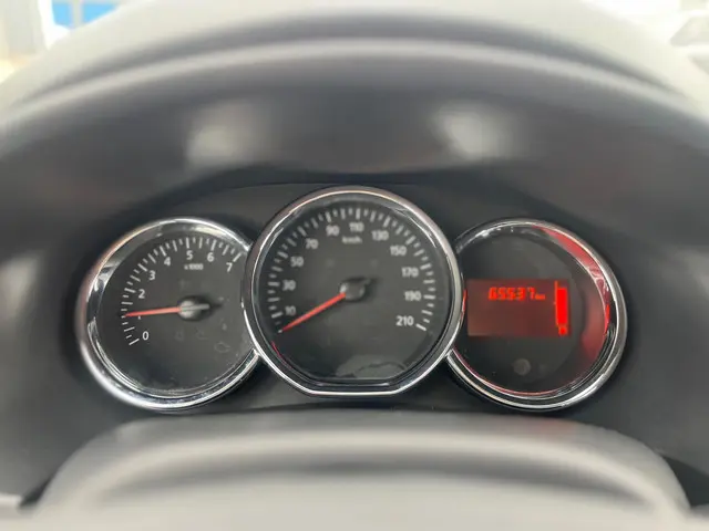 Dacia Sandero Stepway 0.9 TCe Lauréate 2014 Benzine 12