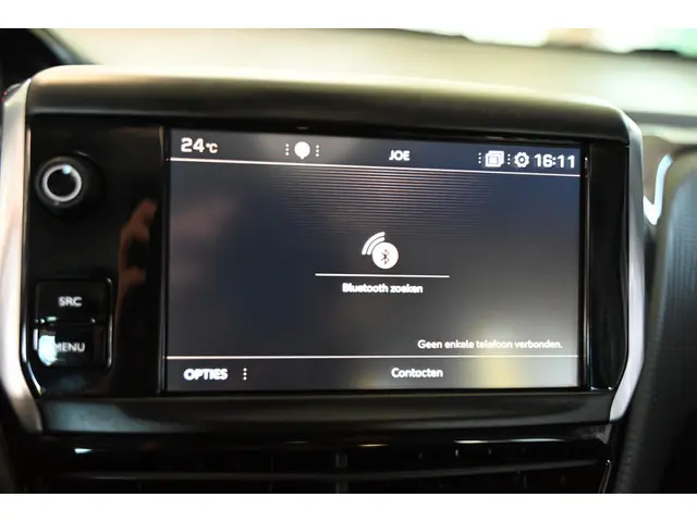 Peugeot 2008 1.2 PureTech Signature 2019 Benzine 26