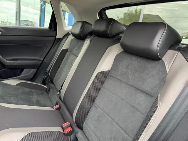 Volkswagen Polo 1.0 TSI Highline 2018 Benzine 29