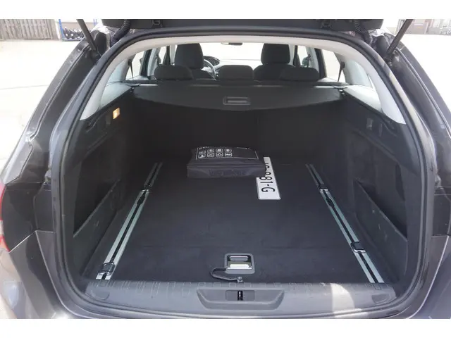 Peugeot 308 SW 1.2 PureTech Active 2016 Benzine 18