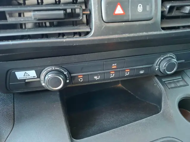 Opel Combo 1.5D L1H1 Edition 2022 Diesel 29
