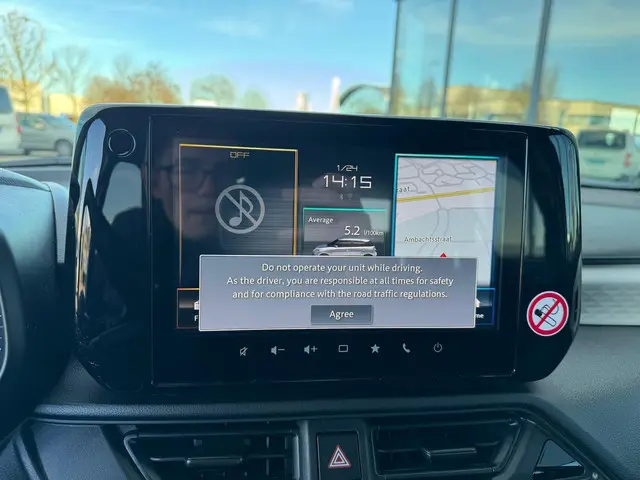 Suzuki Swift 1.2 Select Smart Hybrid 2025 Benzine 17