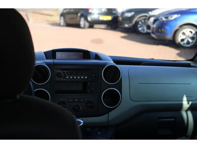 Citroën Berlingo 1.6 VTi XTR 2013 Benzine 12