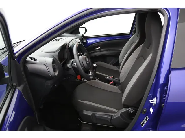 Toyota Aygo X 1.0 VVT-i MT Play 2025 Benzine 17