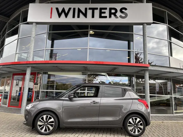 Suzuki Swift 1.2 Stijl Smart Hybrid 2018 Benzine 3