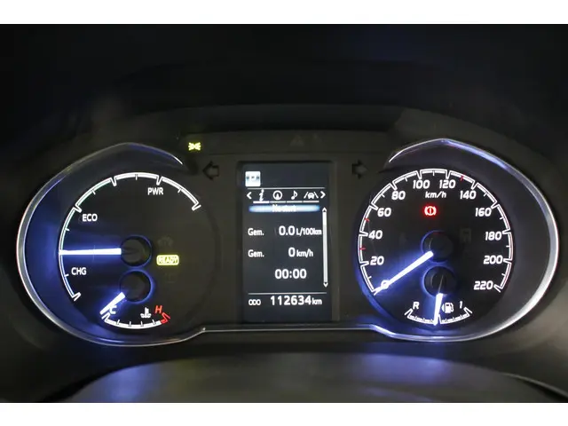 Toyota Yaris 1.5 Hybrid Executive 2017 Hybride Benzine 10