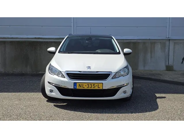 Peugeot 308 2