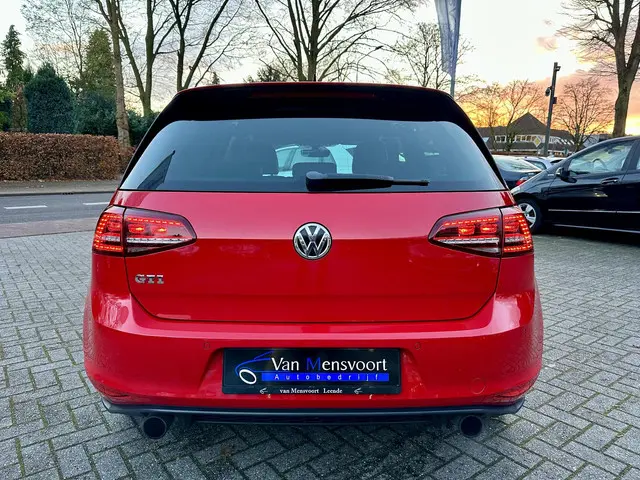 Volkswagen Golf 2.0 GTI 220PK DSG 2016 Benzine 13