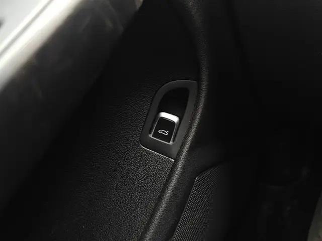 Audi A4 Limousine 1.8 TFSIe Edition 2013 Benzine 32