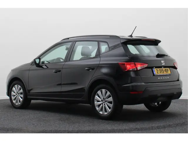 SEAT Arona 3