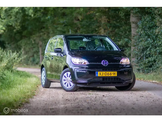 Volkswagen up! 1.0 BMT move up! 2019 Benzine 28