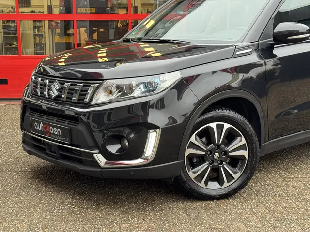 Suzuki Vitara 1.4 Boosterjet AllGrip Stijl 2019 Benzine 3