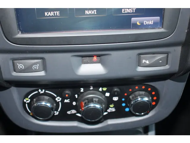 Dacia Duster 1.2 TCe 4x2 Lauréate 2015 Benzine 20