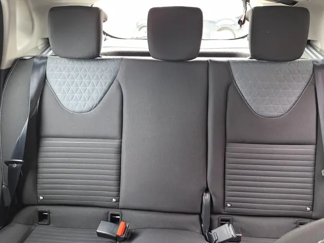 Renault Clio 1.2 Dynamique Automaat 2015 Benzine 26