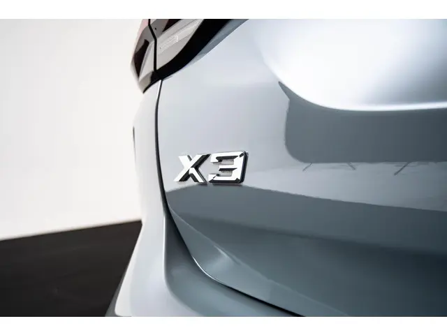 BMW X3 xDrive30e High Executive 2023 Hybride Benzine 39