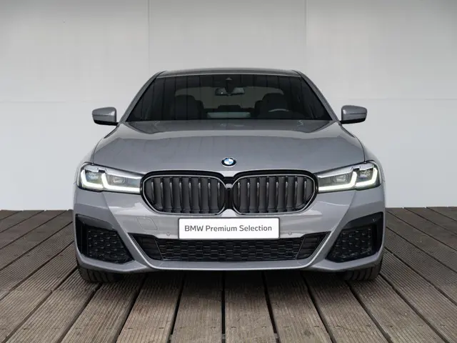BMW 5 Serie Sedan 530e 2021 Hybride Benzine 3