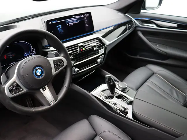 BMW 5 Serie Sedan 545e xDrive 2021 Hybride Benzine 13