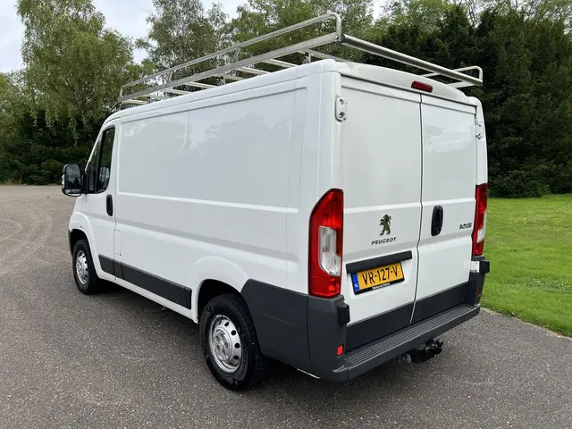 Peugeot Boxer 328 2.2 HDI L1H1 XR Profit+ 2015 Diesel 4