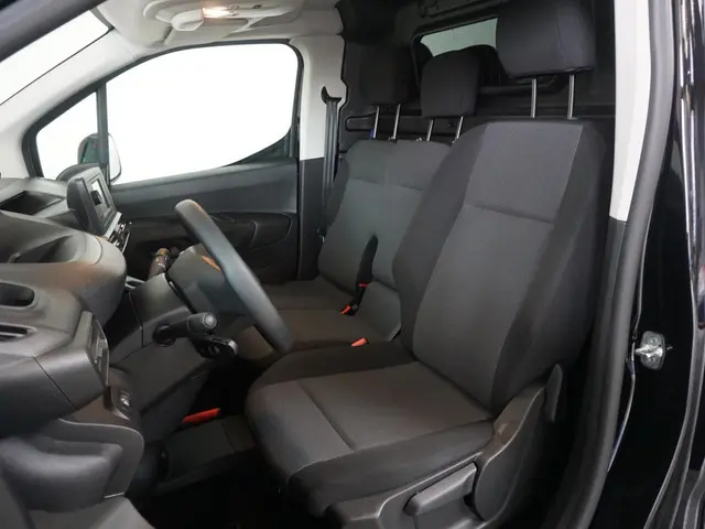 Peugeot Partner 1.5 BlueHDi 100 S&S L2 2023 Diesel 4