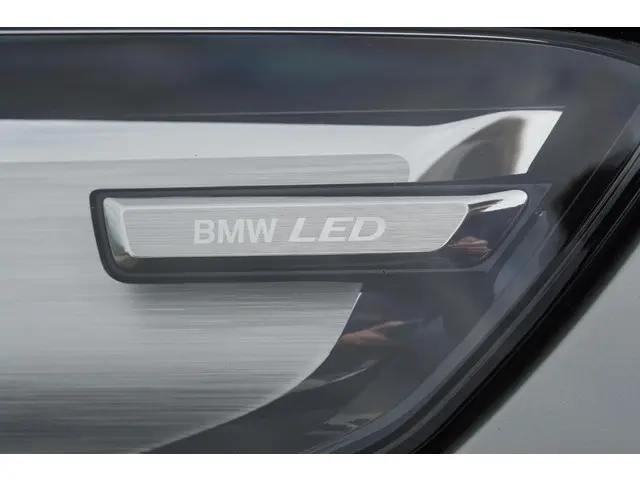 BMW X1 xDrive25e 2024 Hybride Benzine 24