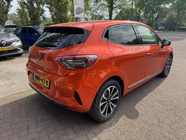 Renault Clio 1.0 TCe 90 Techno+Pack Winter! 2024 Benzine 5