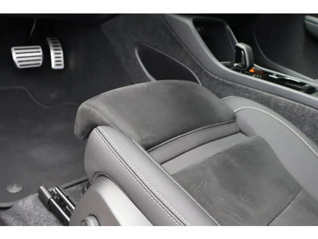 Volvo XC40 Recharge Plus 2022 Elektrisch 30
