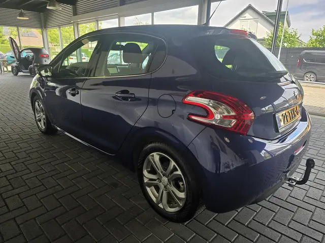 Peugeot 208 2